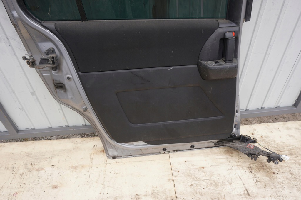 фото №12, Mazda 5 cw ii дверь левая задние боковой 2011rok 38p стекло механизм серые