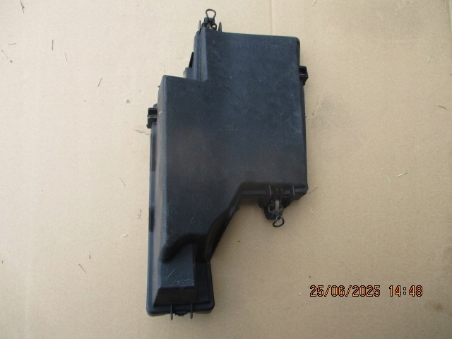 фото №1, Lexus gs300h коробка предохранителей 82662-30c80