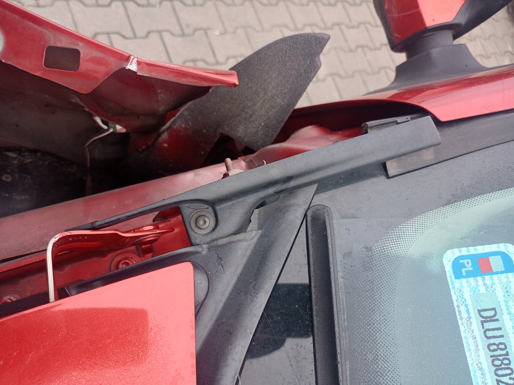 фото №1, Заглушка жабо правый перед dacia sandero ii 2015r