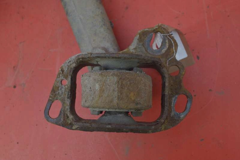 фото №13, Поворотный кулак правая задняя bmw x3 e83 2.5 i 08r