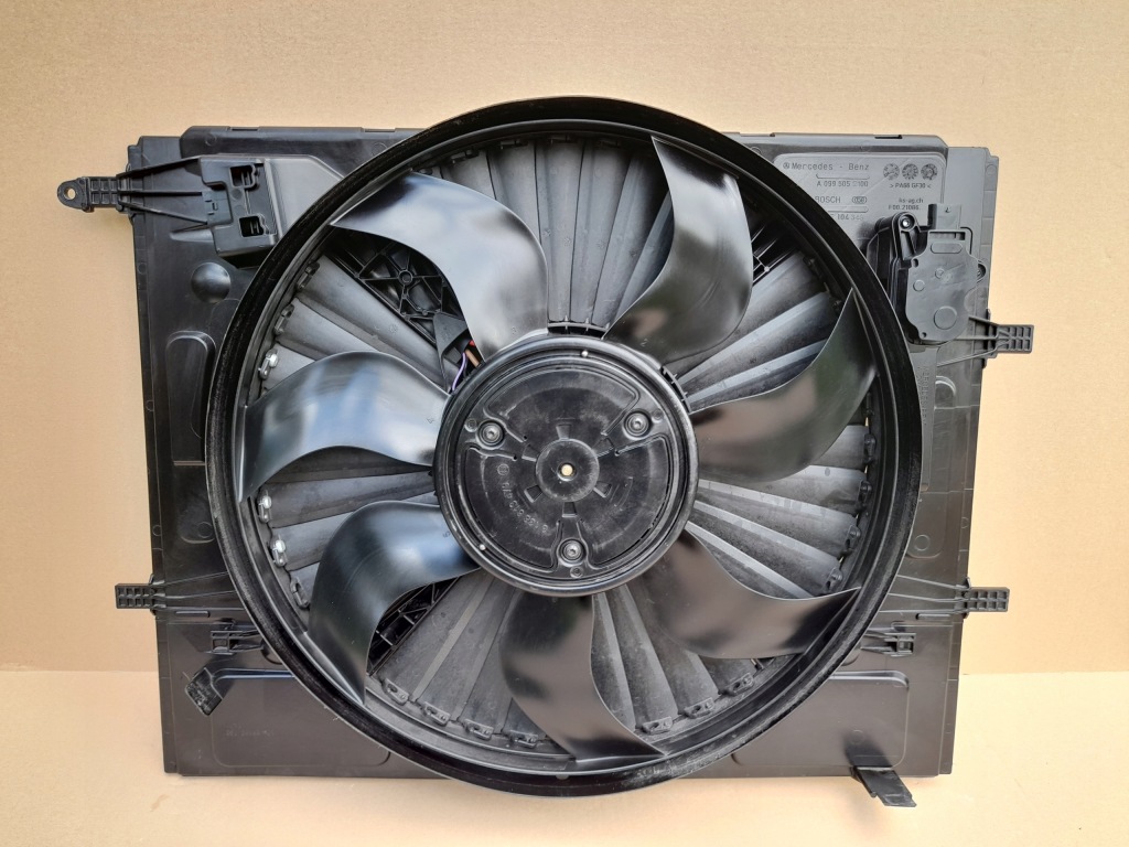 Купить Вентилятор радиатора mercedes glc w253 a0999064303