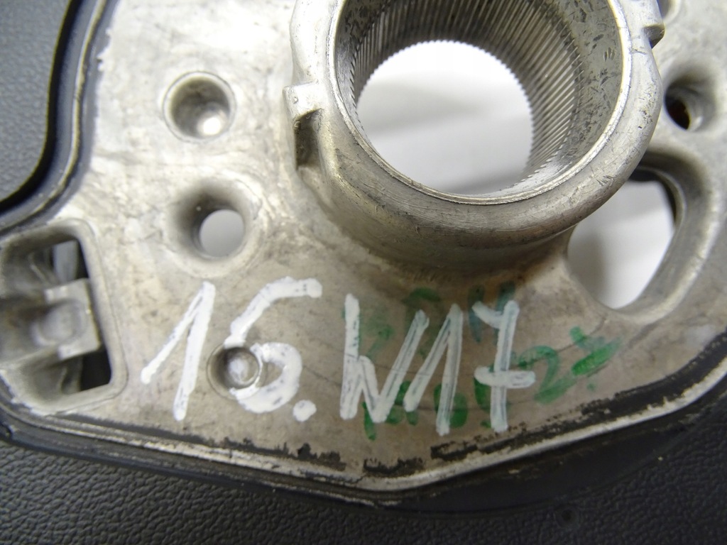 фото №12, Повітропровід шкіра multi мультифункція audi a3 8v 8v0419091a