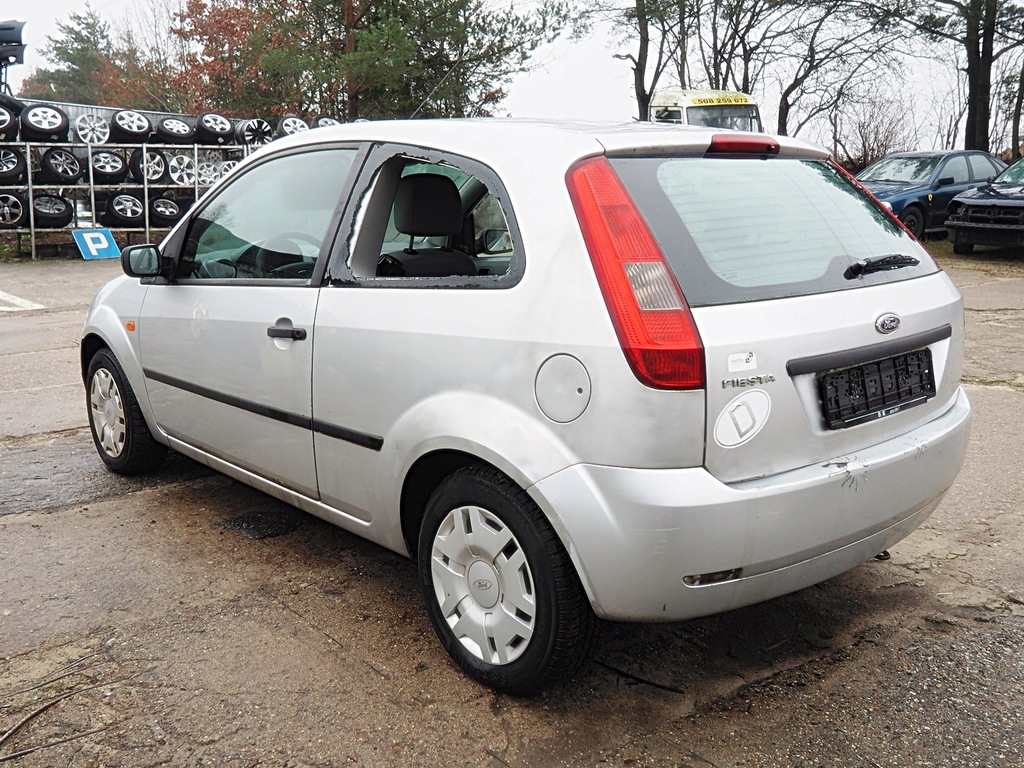 фото №6, Fiesta 2002-08 3-двері обшивка оббивка двері правий