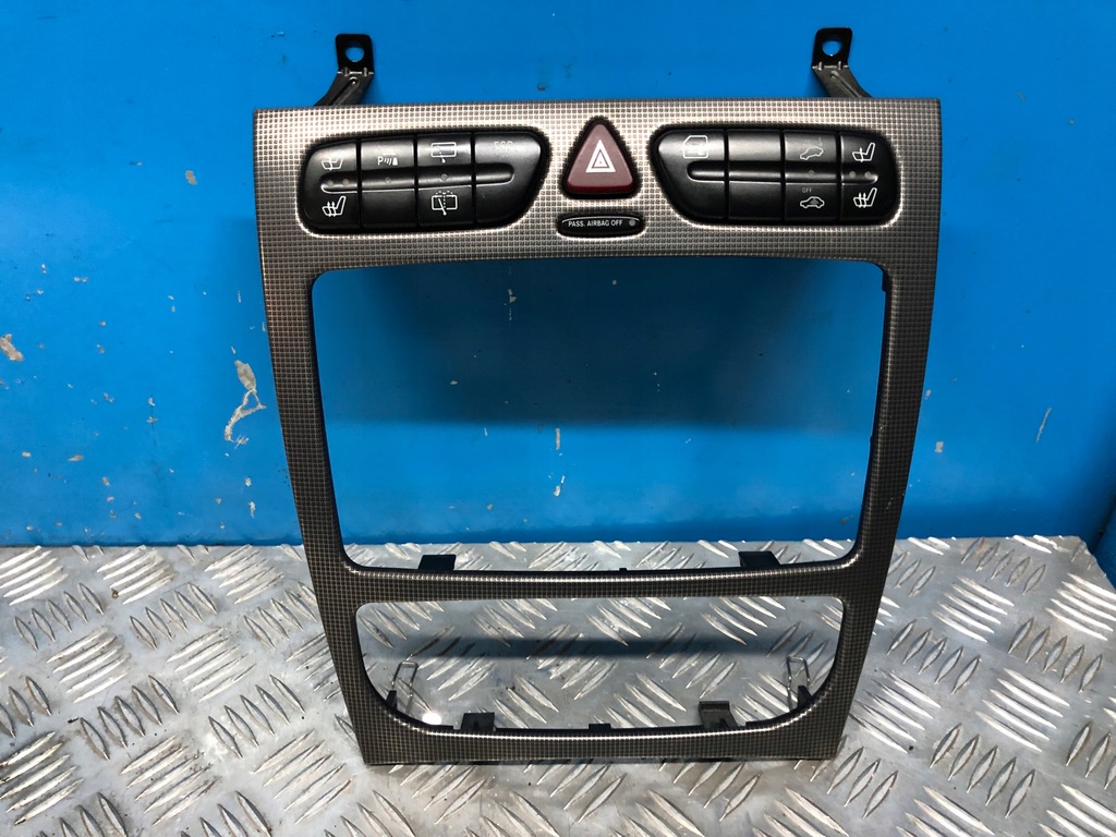 фото №1, Mercedes w203 рамка радіо dekor молдинг декоративна a2036809039