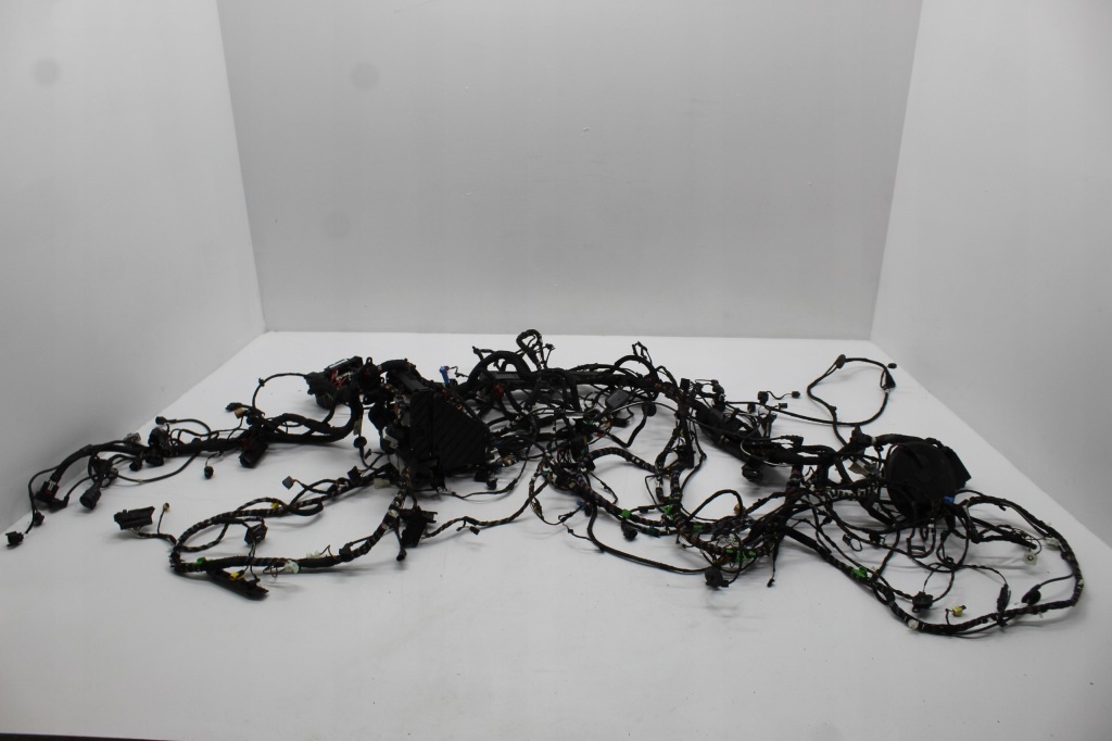 фото №1, Vw jetta 5c электропроводка консоли 5c0937819c