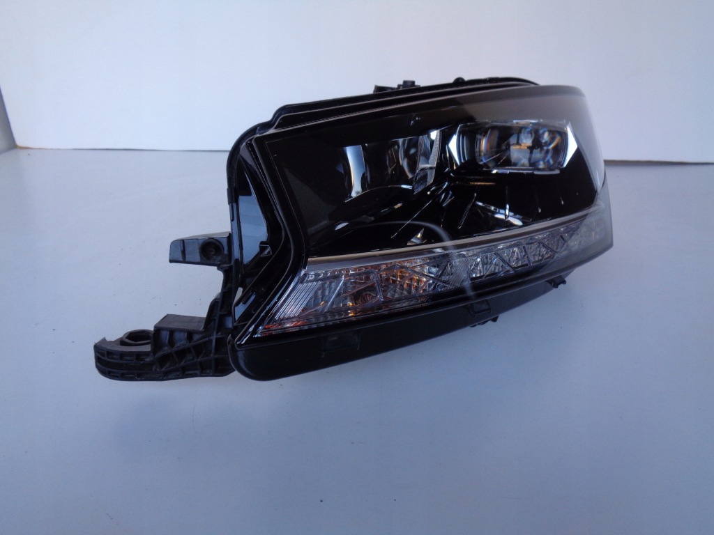 фото №1, Лампа левая skoda fabia iii 3 6v 18- lift full led