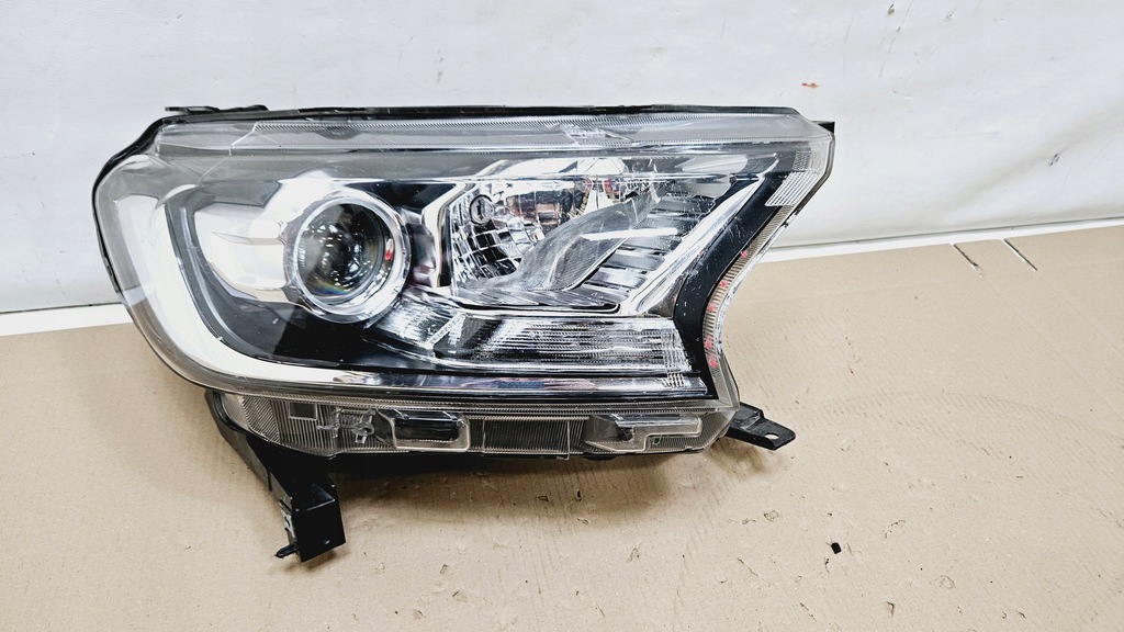 фото №2, Лампа перед права ford ranger iv lift ксенон led