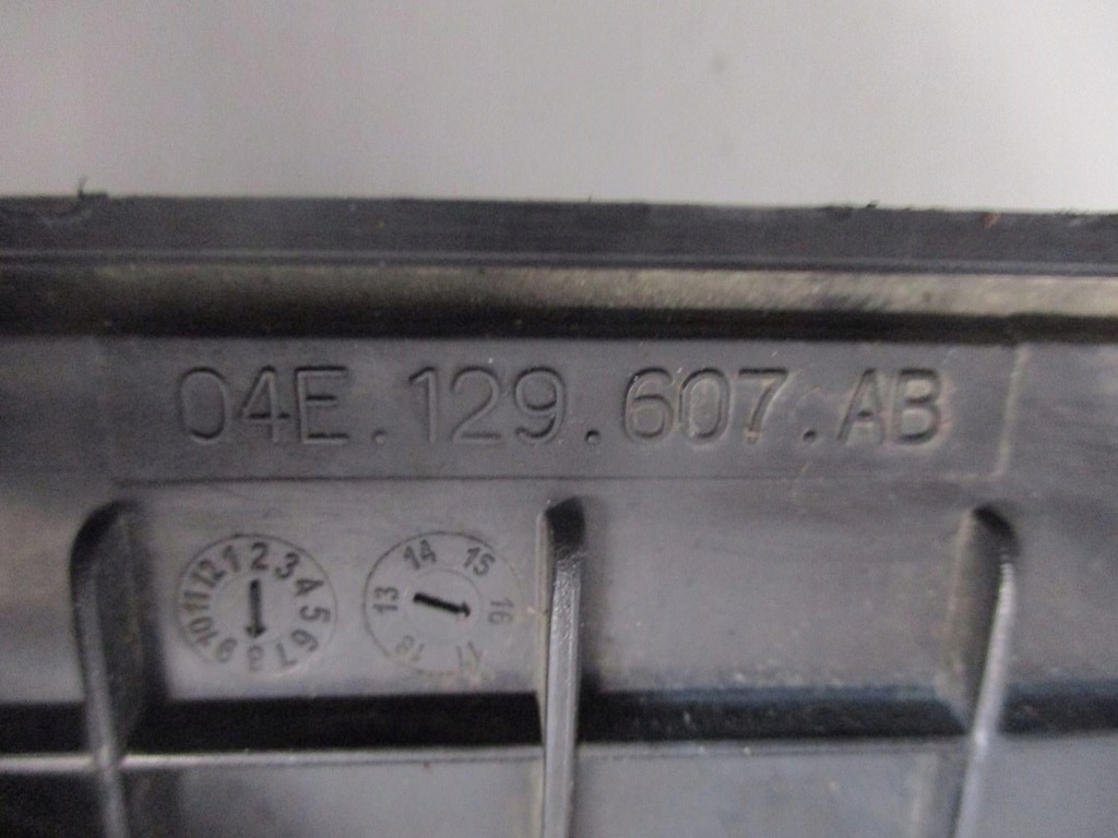 фото №6, Корпус фильтра воздуха vw audi 04e129607ab