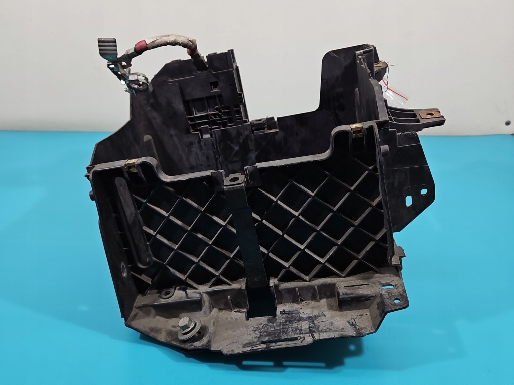 Корпус аккумулятор основание renault megane 3 243800011r 2.0 16v Доставка