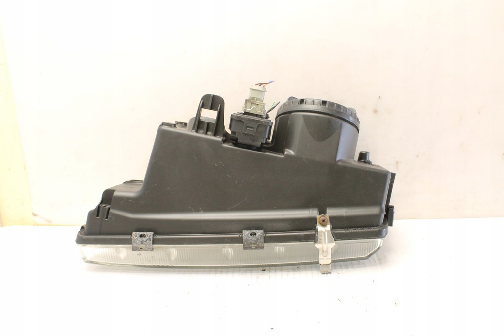 фото №8, Volvo c70 97r- лампа правий перед права передня