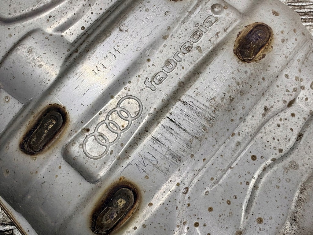 Купити Audi a6 s6 c8 4k 2024 гасник вихлоп