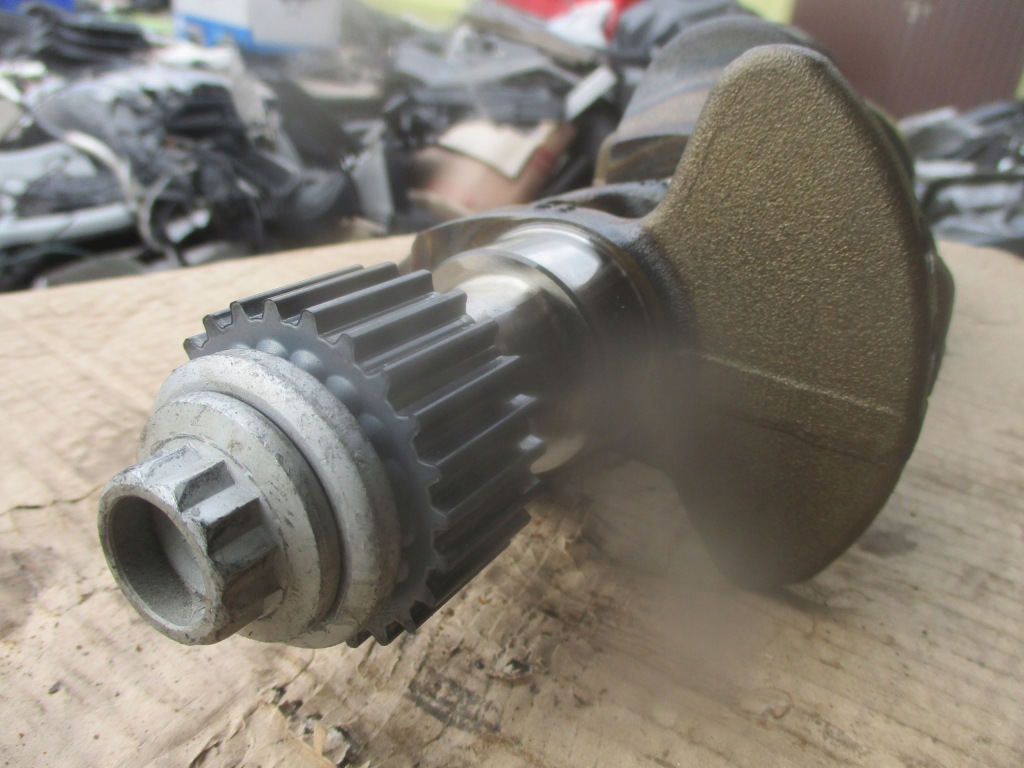 Wał колінчастий 04cam vw audi skoda seat dkrf 1.0tsi Ціна