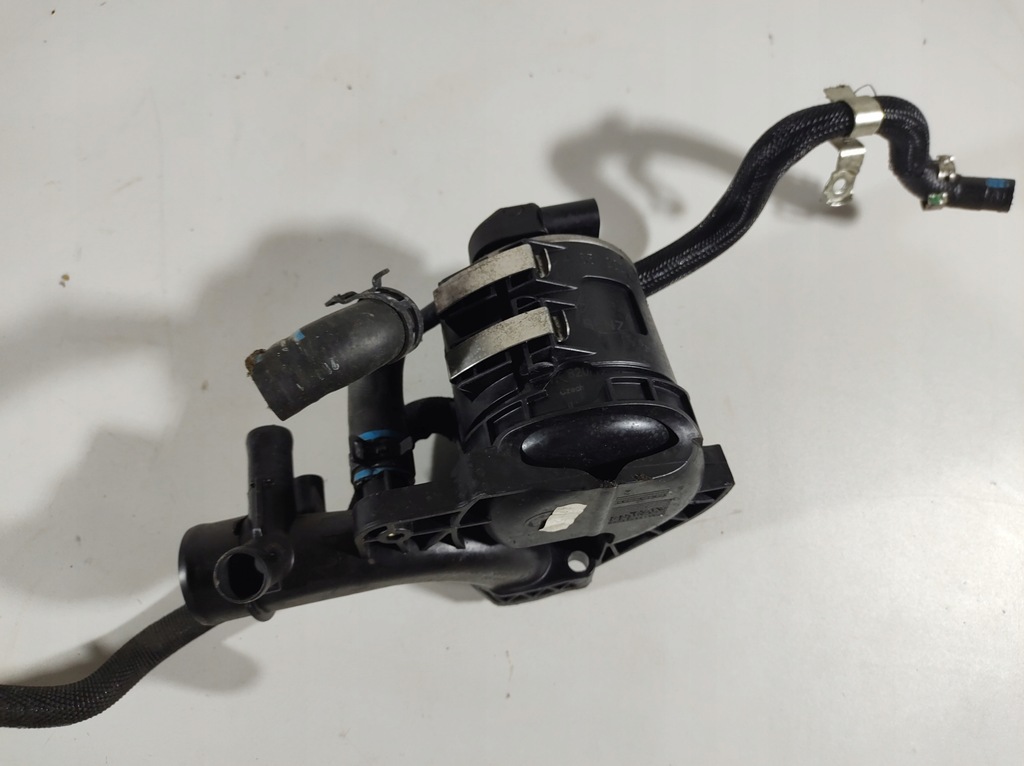 фото №11, Infiniti q50 2.2 13- корпус фильтра топлива