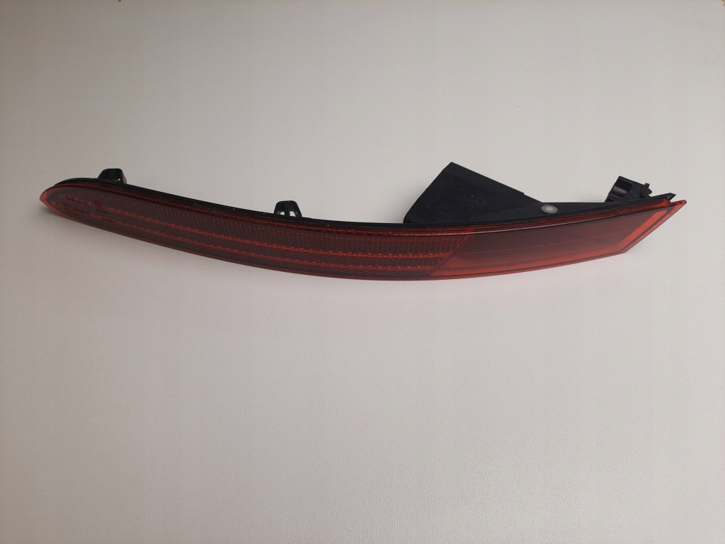 фото №1, Vw touareg 2014-2017 лампа отражатель левый задняя 7p6945701g