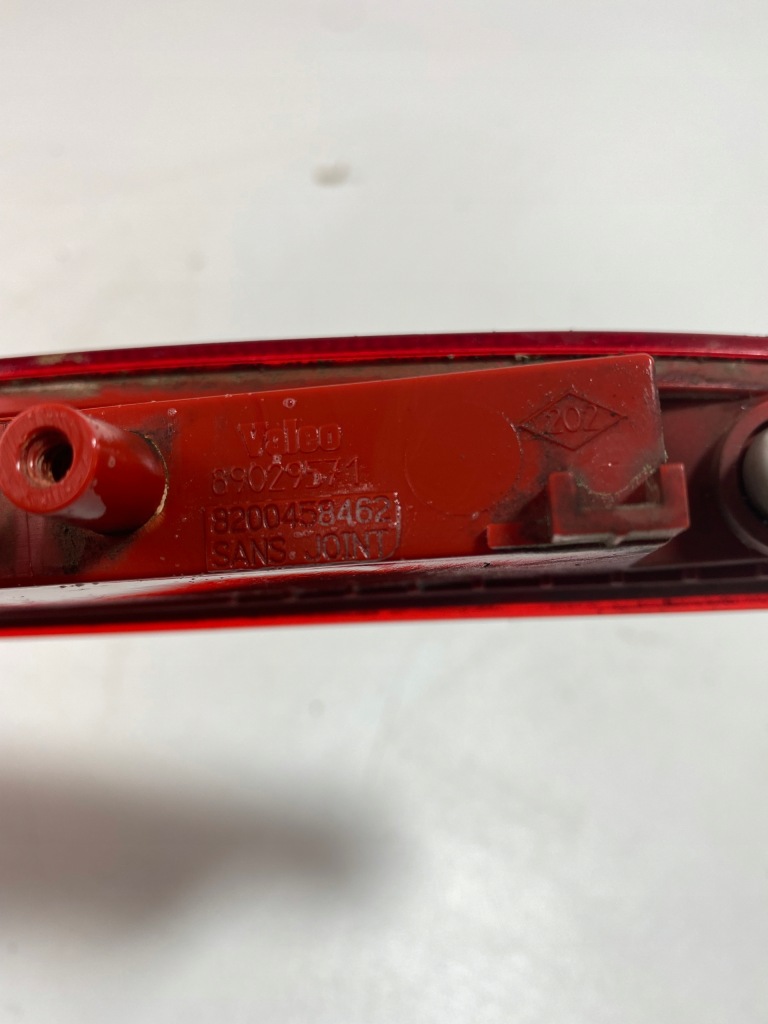 Третье  фонарь  стоп-сигнал led renault megane 2 2003- Оригинал