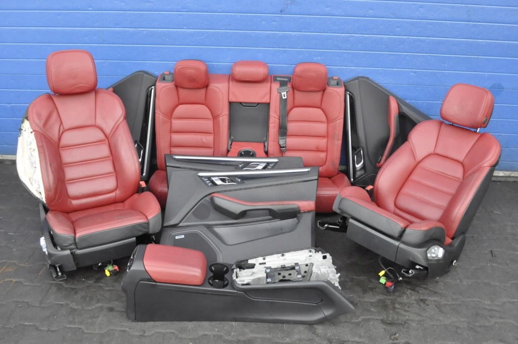 фото №1, Porsche macan gts сиденья заднее сиденье кожа подогрев elekt