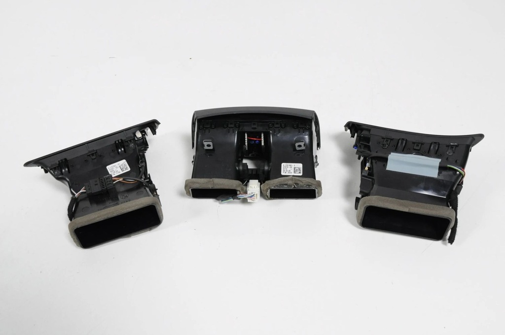 фото №6, Bmw 7 f01 f02 f03 f04 2010 форсунки / решётки обдув панели приборной панели