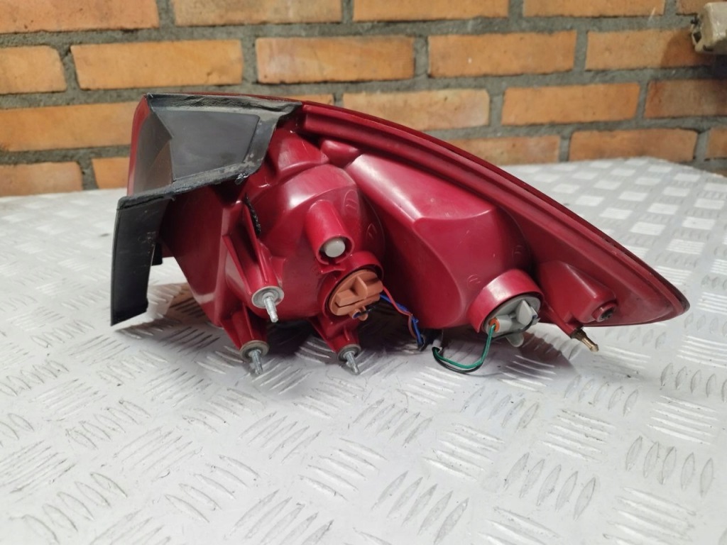 фото №4, Лампа ліва задня hyundai santa fe ii