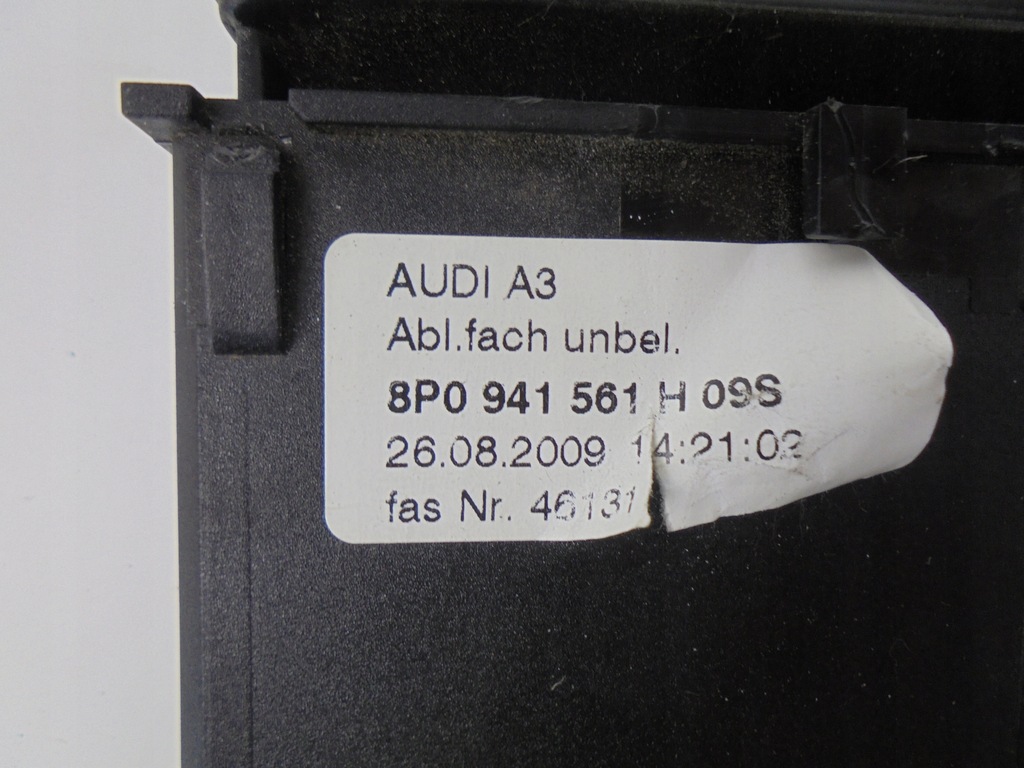 фото №5, Бардачок шухляда 8p0941561h audi a3 8p lift