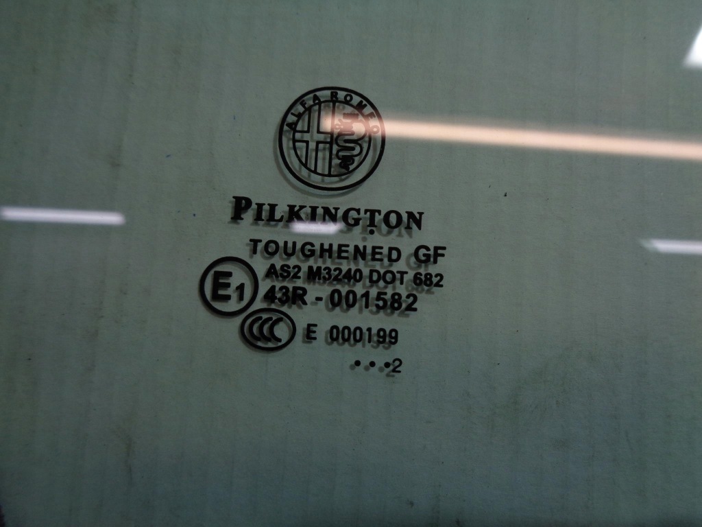 фото №2, Скло двері alfa romeo mito 2012r. права передня