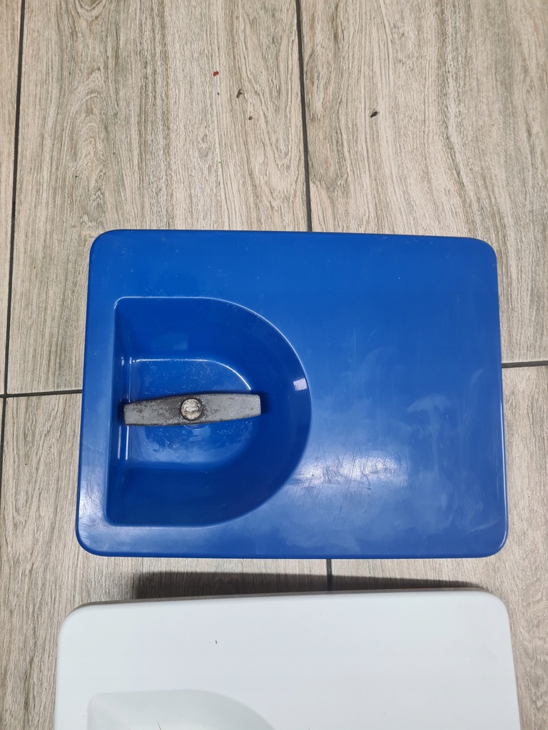 фото №6, Крышка багажника бардачка подножка дверца левая renault magnum dxi