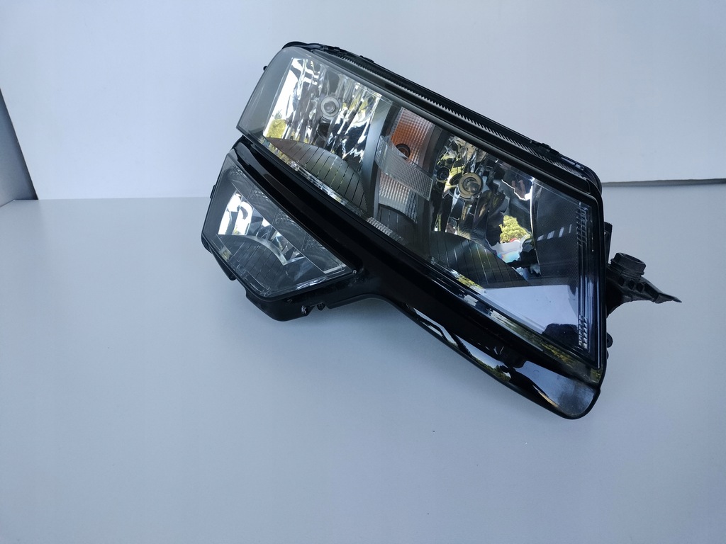 фото №1, Лампа правая фара skoda karoq 57a 17- led