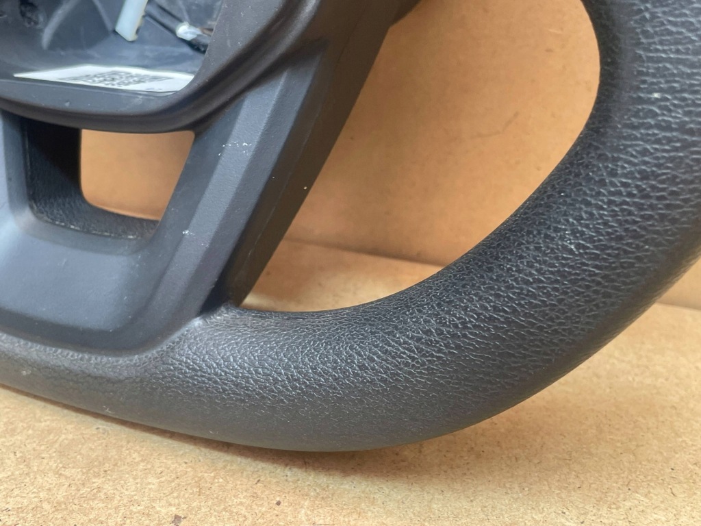 Купить Руль срезанная резиновый мультифункция iveco daily рестайлинг  2019-