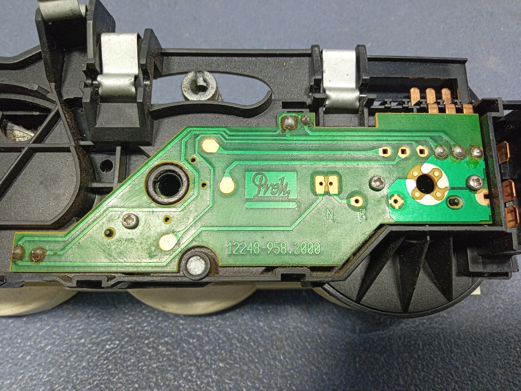 фото №10, Mercedes vito w638 панель ручки обдув 122489582000