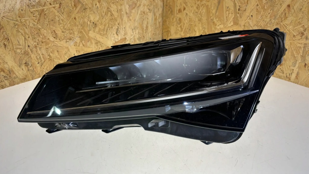 фото №1, Skoda superb b8 3v 2021 лампи передні