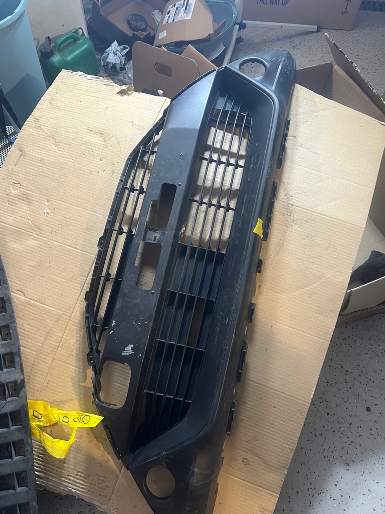 фото №1, Решётка радиатора решётка бампера toyota aygo ii 53112-0h170