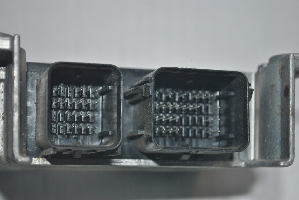 фото №8, Датчик модуль подушка безопасности mazda 3 bp4k57k30c