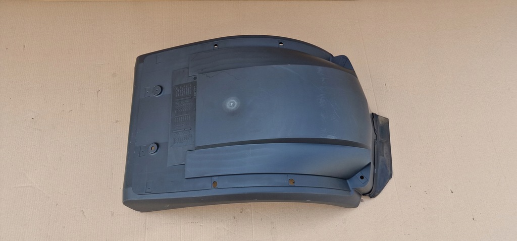 фото №10, Renault magnum premium подкрылок задняя оригинал