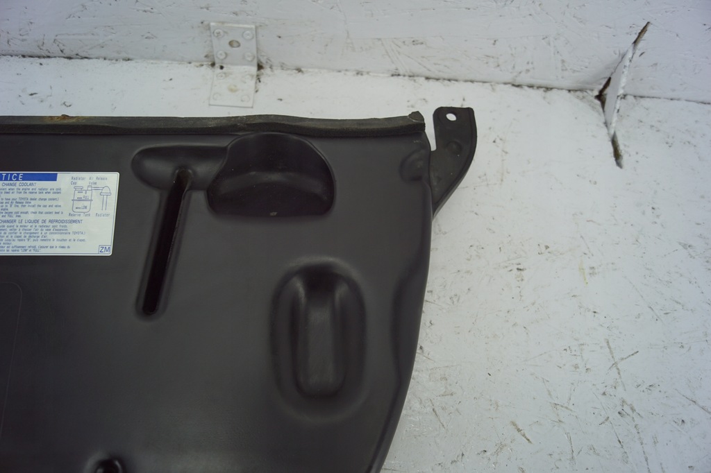 фото №7, Впуск повітря капот toyota yaris i 55823-52010