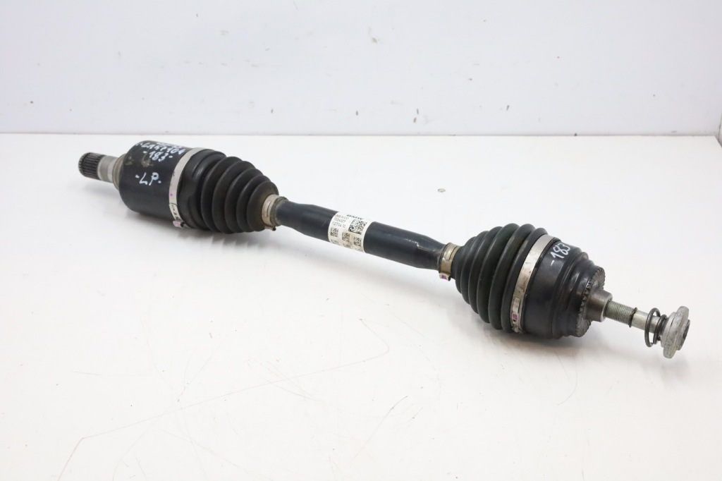 фото №1, Приводной вал левая перед передняя bmw x3 g01 x4 g02 8643183