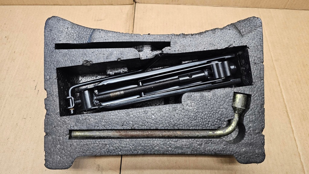 фото №1, Honda acorrd civic домкрат ключ вкладиш оригінал europa