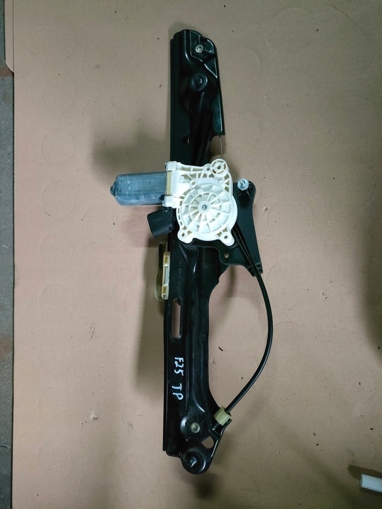 фото №1, Bmw x3 f25 підйомник скло правий задня