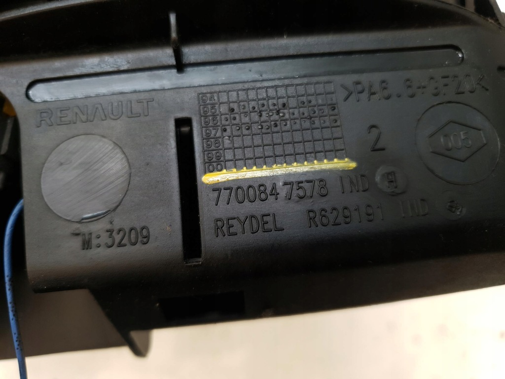 фото №5, Попільничка бардачок renault scenic i