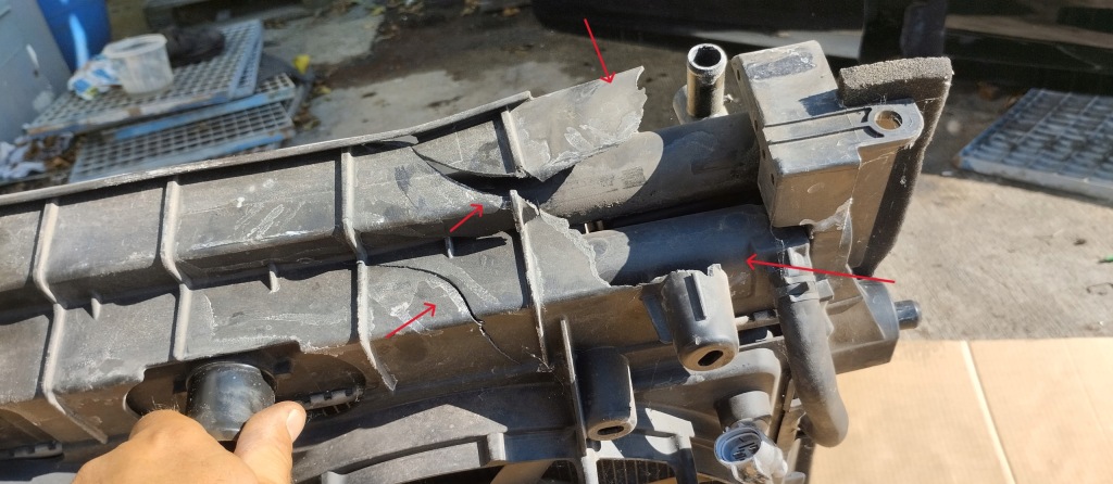 Pas передній радіатор вентилятор lexus ct200h ct 200h 11r- комплект в Україні