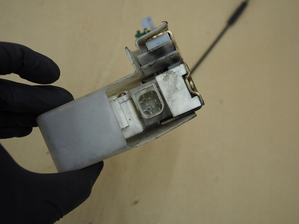 фото №6, Ford ka i mk1 замок левый 3d europa