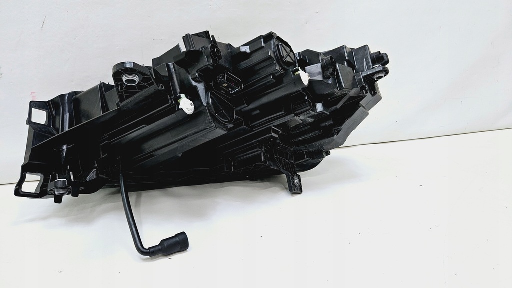 фото №10, Лампа правая перед skoda enyaq full led 5lb941016a