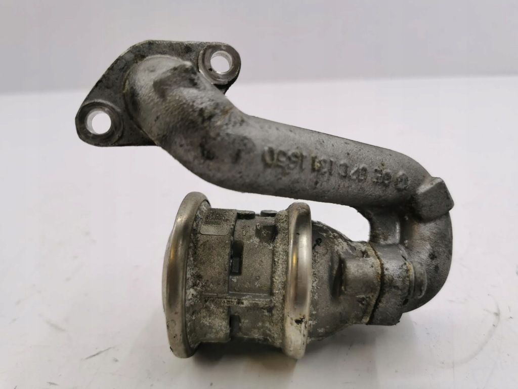 Bentley flying spur 2005 клапан egr 07c131101p Недорого