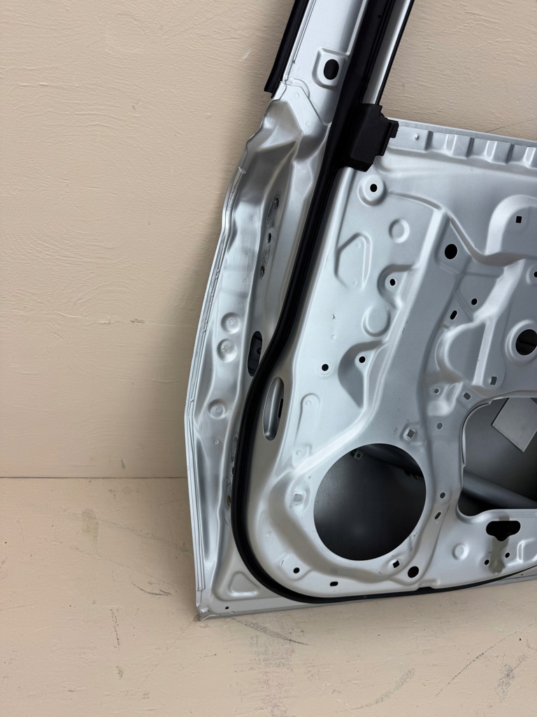 фото №12, Toyota camry viii 8 17r- дверь правый задняя правое задние