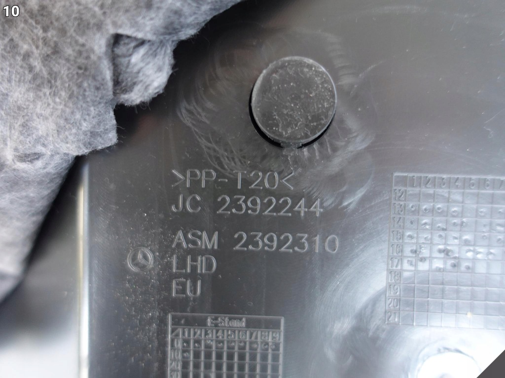 фото №11, Mercedes c-klasa w205 бардачок пассажира europa