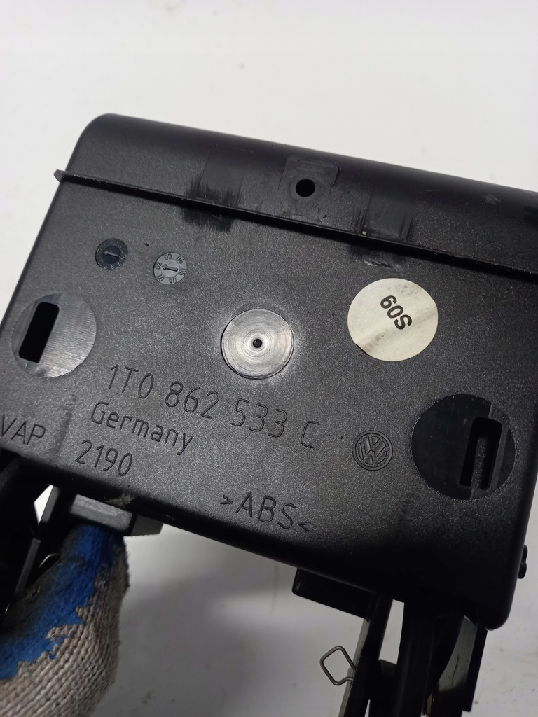 фото №12, Кронштейн na чашка напої тунель vw caddy touran