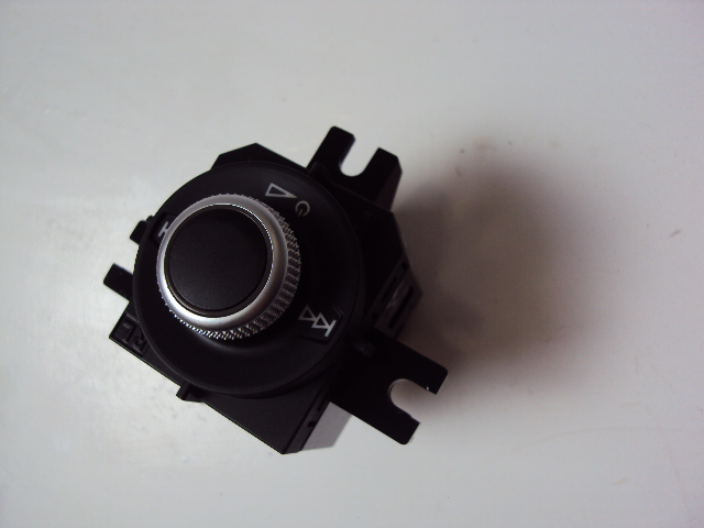 фото №1, Панель управление радио mmi navi audi tt iii 8s