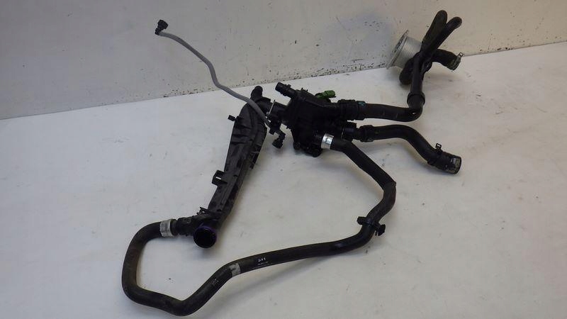 фото №9, Корпус термостата радіатор оливи citroen c3 iii 1.2 thp 9812131480