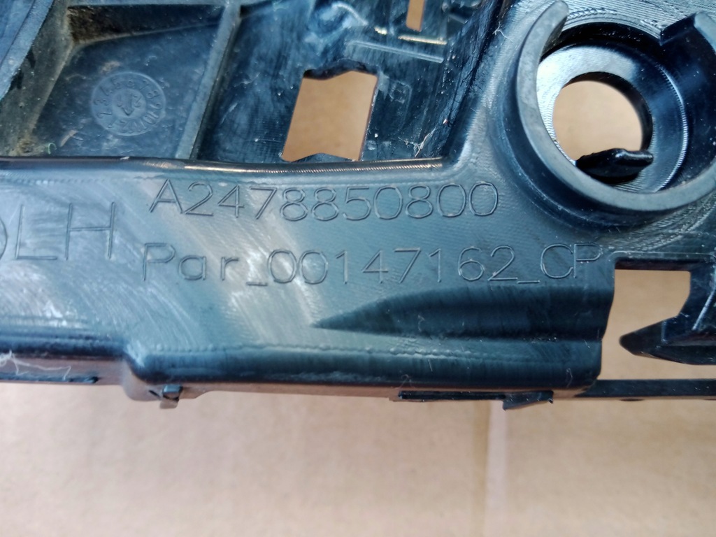 фото №4, Mercedes glb w247 лівий напрямна бампера задня 2019r