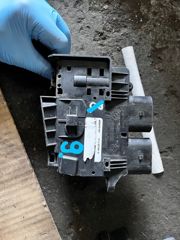 фото №1, 9 bmw x4 x3 f25 f26 распределитель тока 9227458