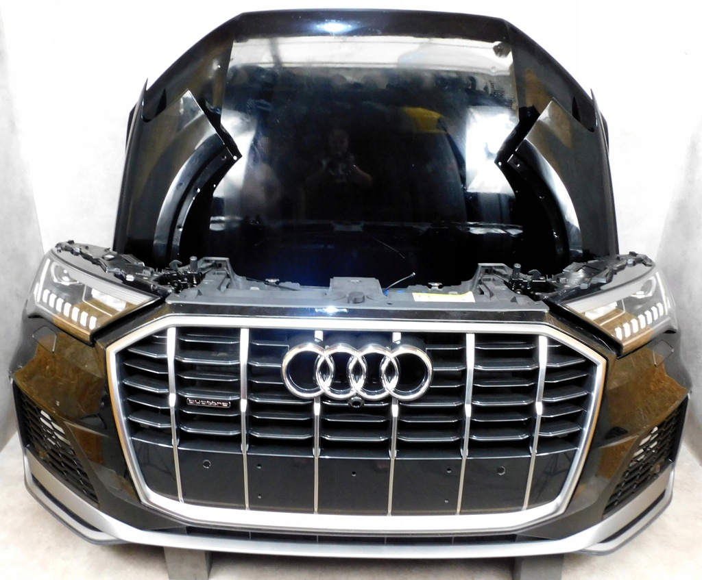 фото №1, Audi q7 4m lift s line перед бампер лампи капот pas крила matrix
