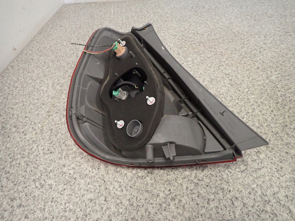 фото №8, Honda jazz 05-07 лампа задняя правая lift